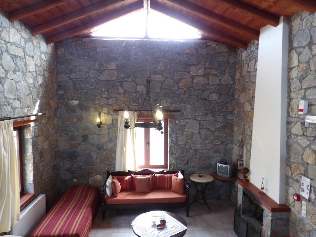 Arodamos Guesthouse Krousonas  Eksteriør bilde