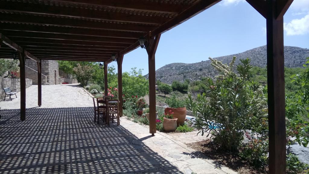 Arodamos Guesthouse Krousonas  Eksteriør bilde